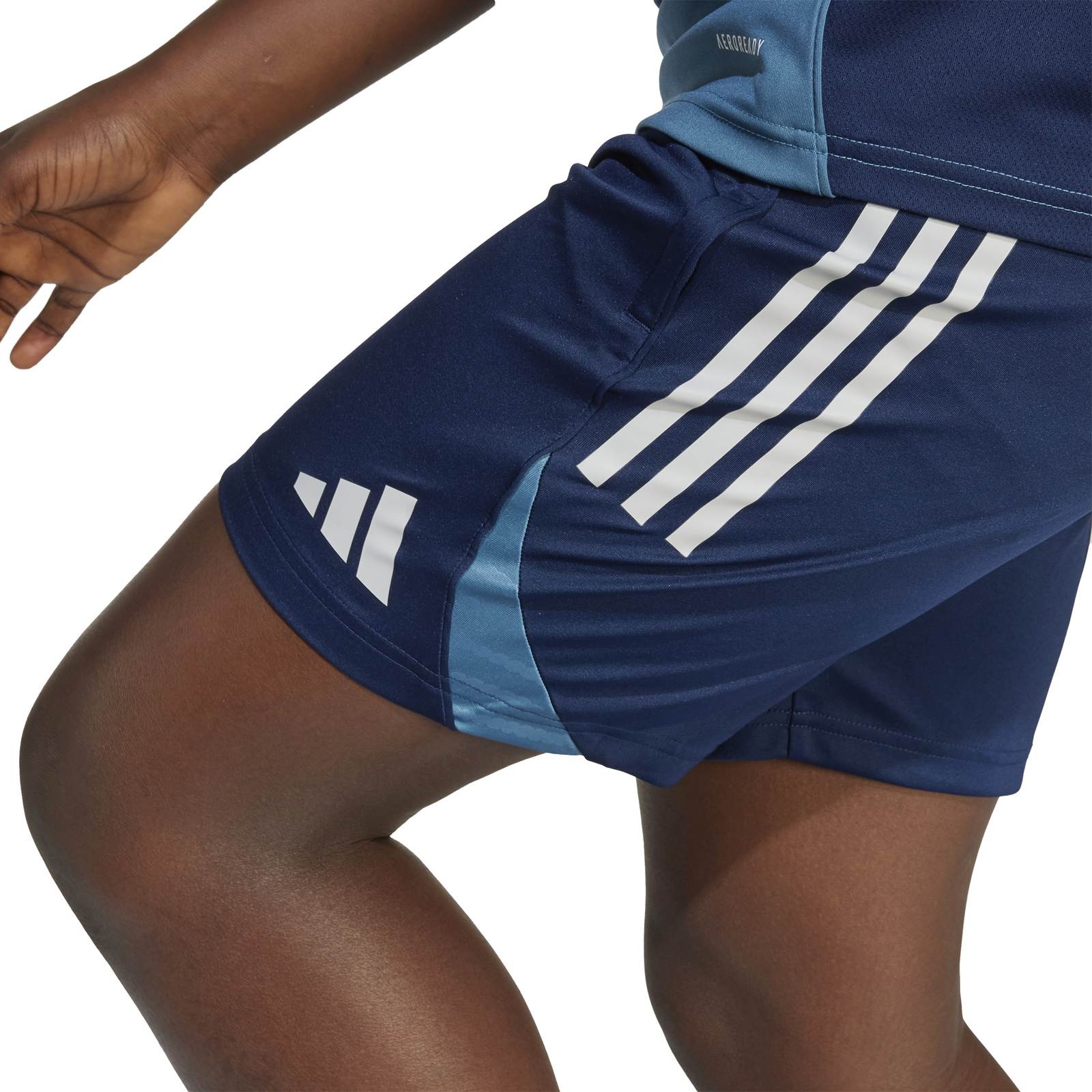 adidas Arsenal Football Tiro 2025/26 Kids Training Short - Image 4