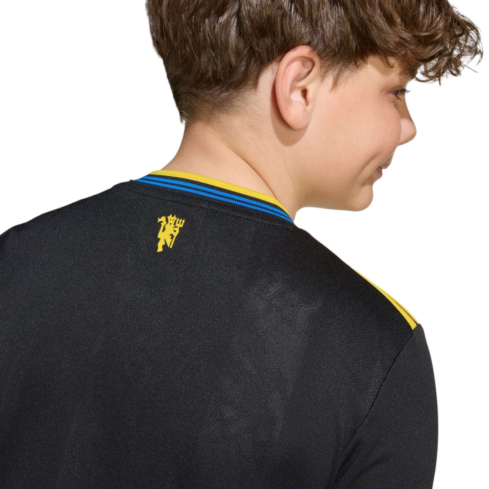 adidas Manchester United Football 2025/26 Kids Third Jersey - Image 6