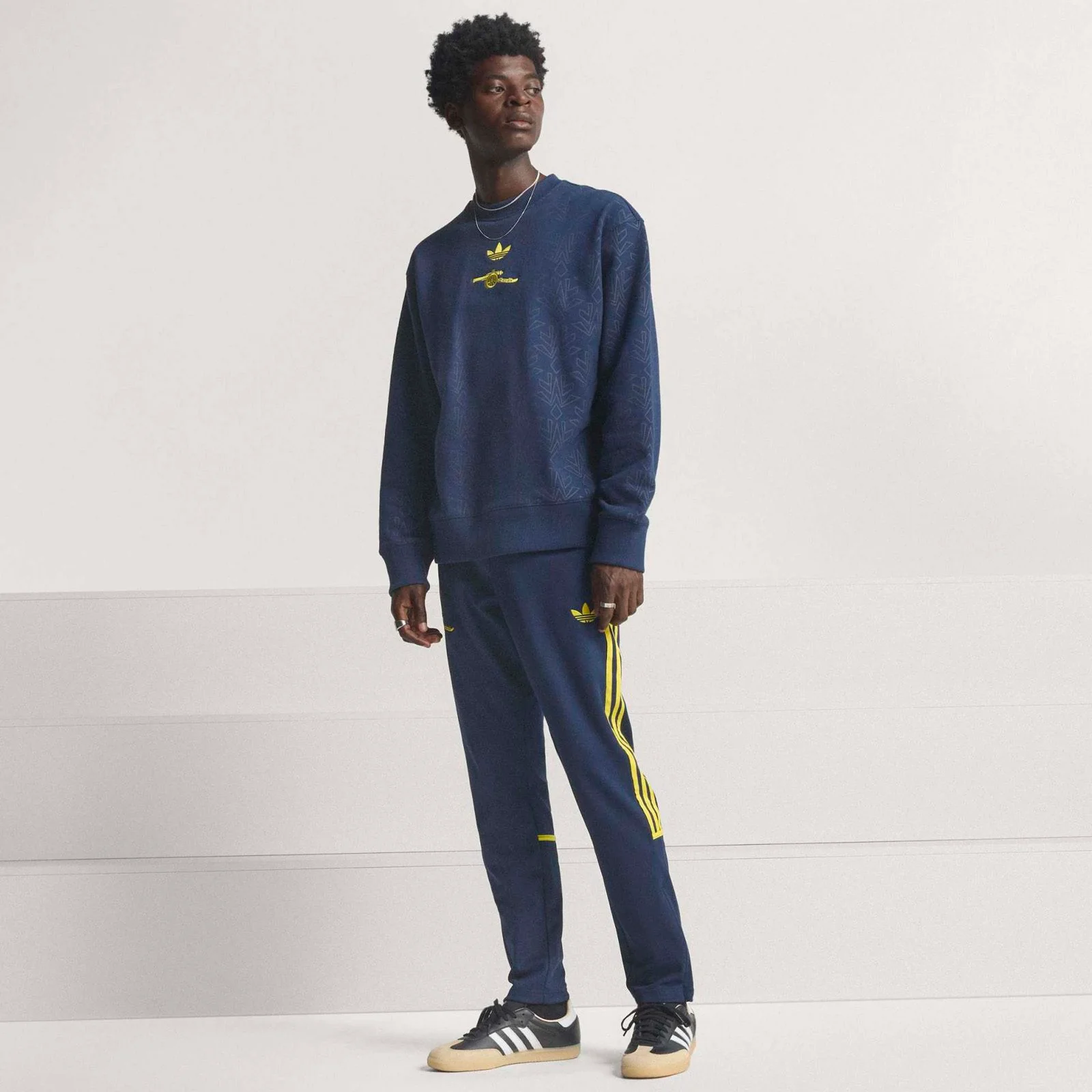 adidas Arsenal Football 2025/26 Adults Crew Sweatshirt - Image 12