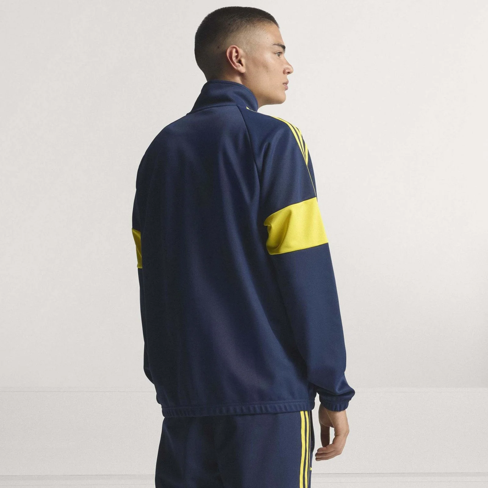 adidas Arsenal Football 2025/26 Adults Full-Zip Track Top - Image 10