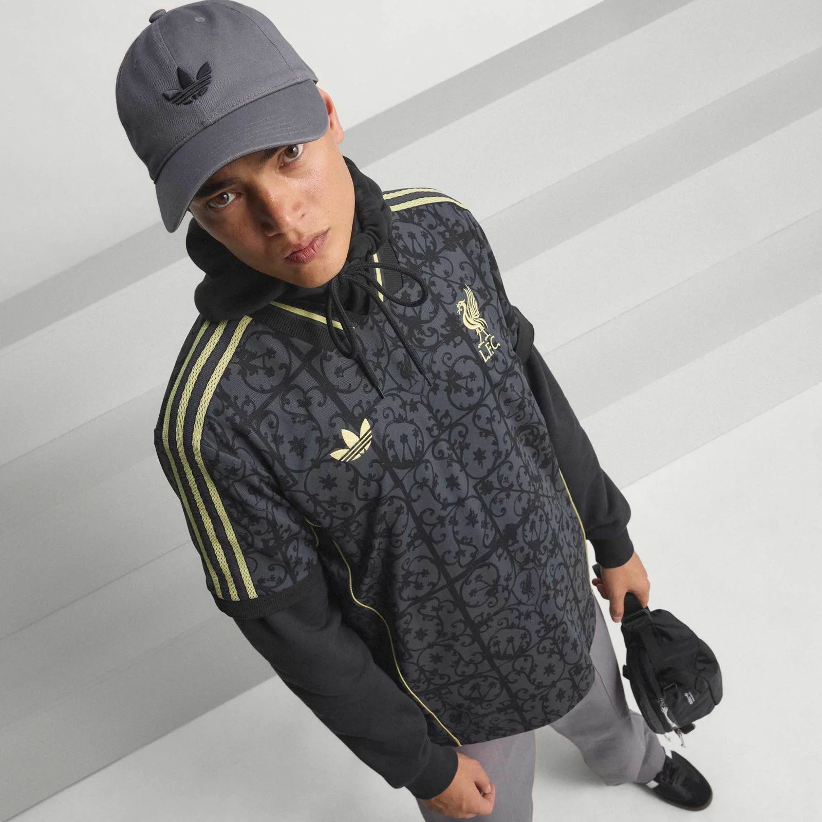 adidas Liverpool Football 2025/26 Adults Loose-Fit Jersey - Image 10