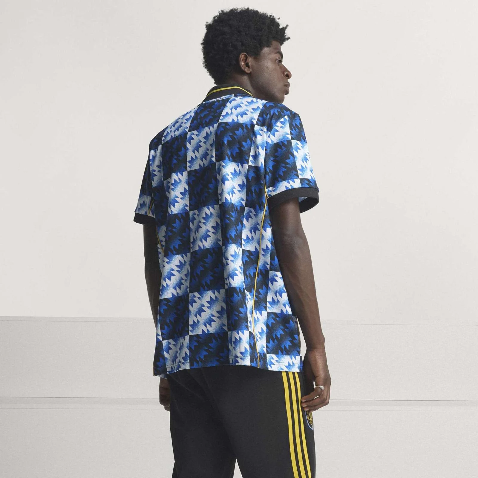 adidas Manchester United Football 2025/26 Adults Jersey - Image 11