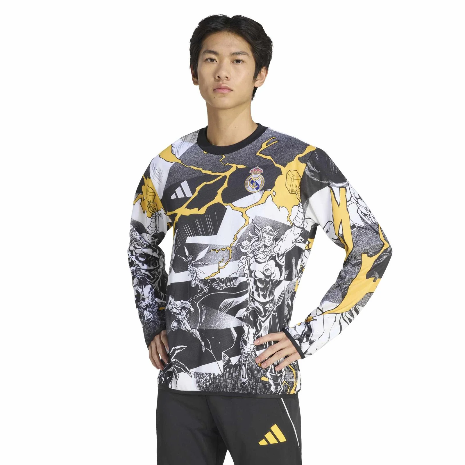 adidas Real Madrid Avengers Football 2025/26 Mens Pre-Match Crew Top