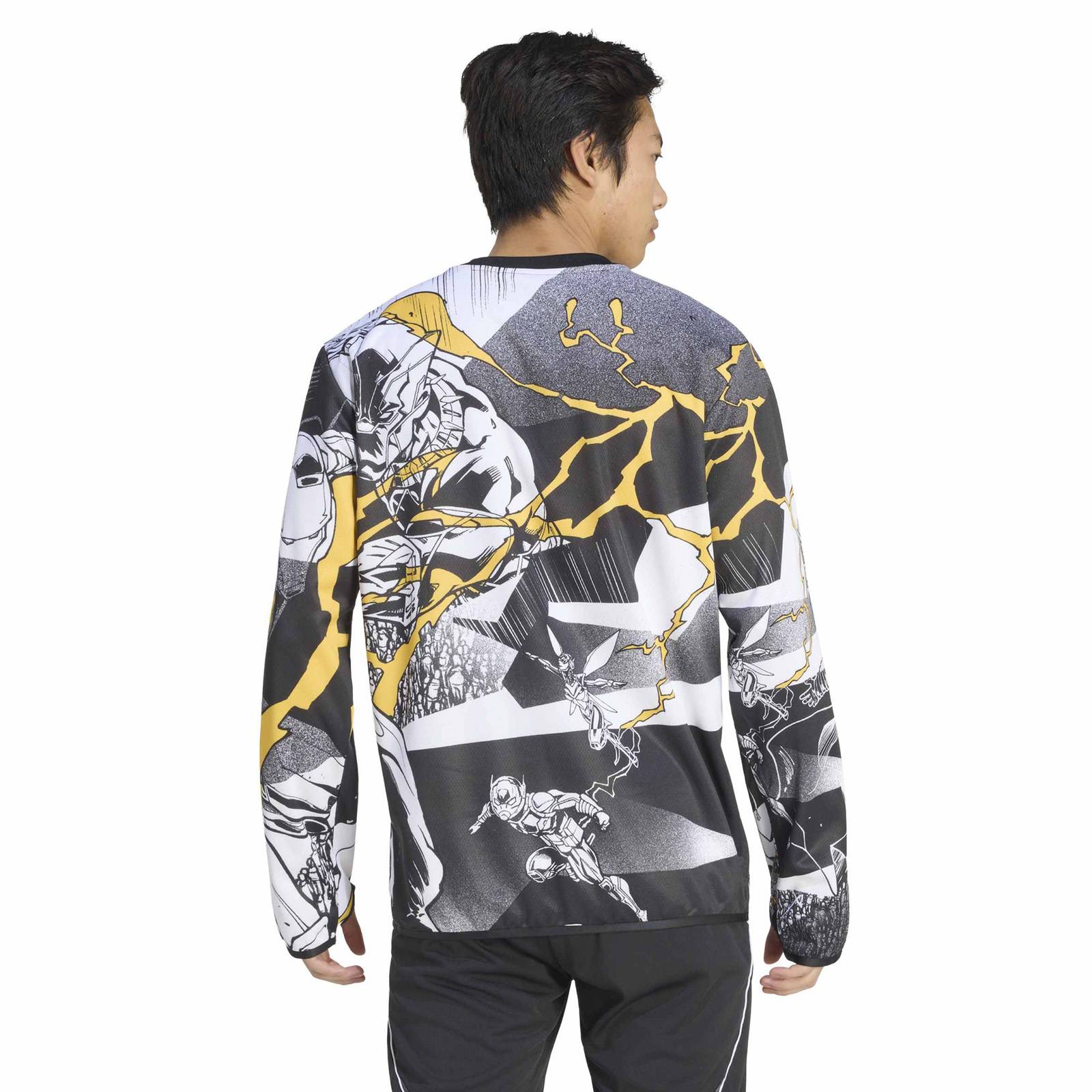 adidas Real Madrid Avengers Football 2025/26 Mens Pre-Match Crew Top - Image 2