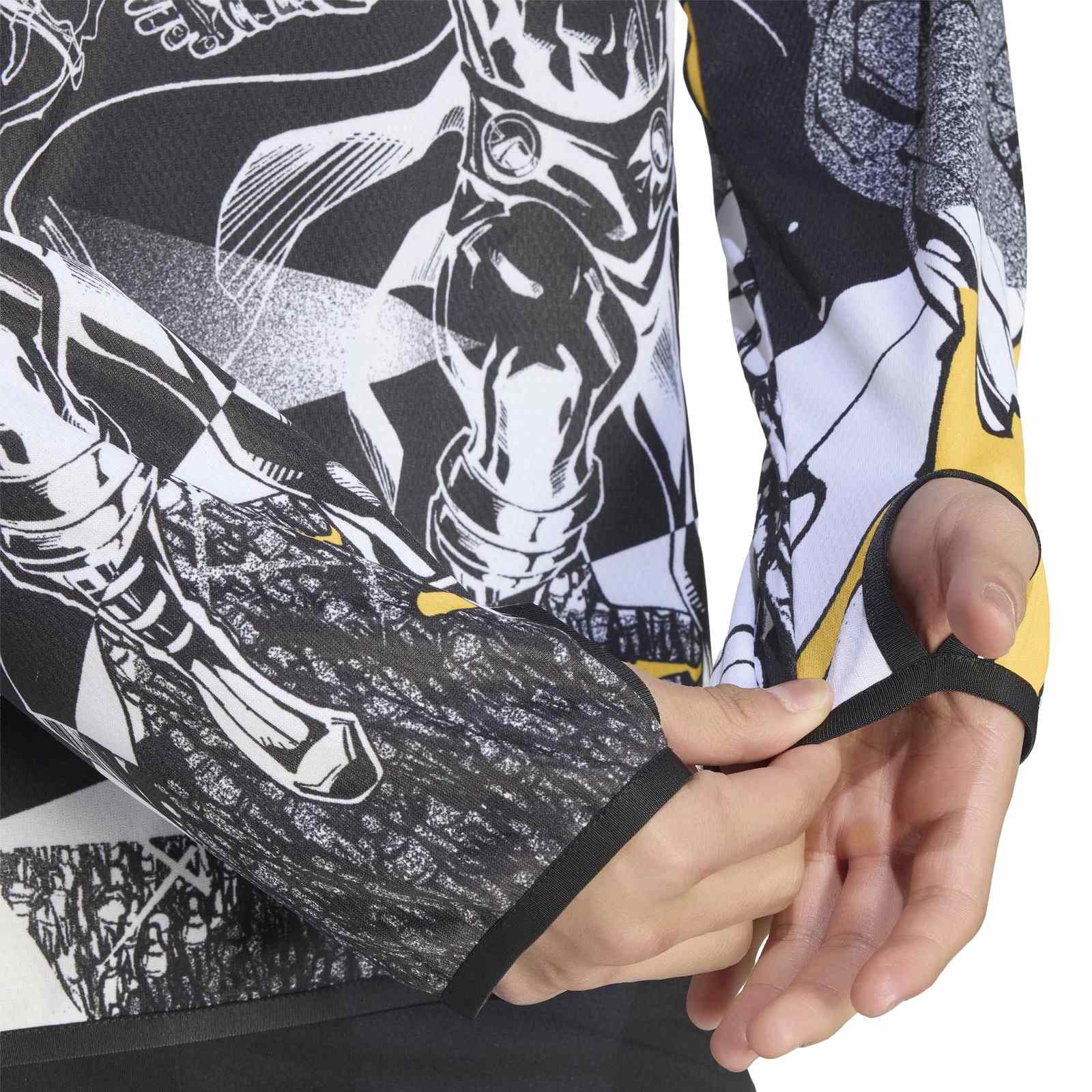 adidas Real Madrid Avengers Football 2025/26 Mens Pre-Match Crew Top - Image 4
