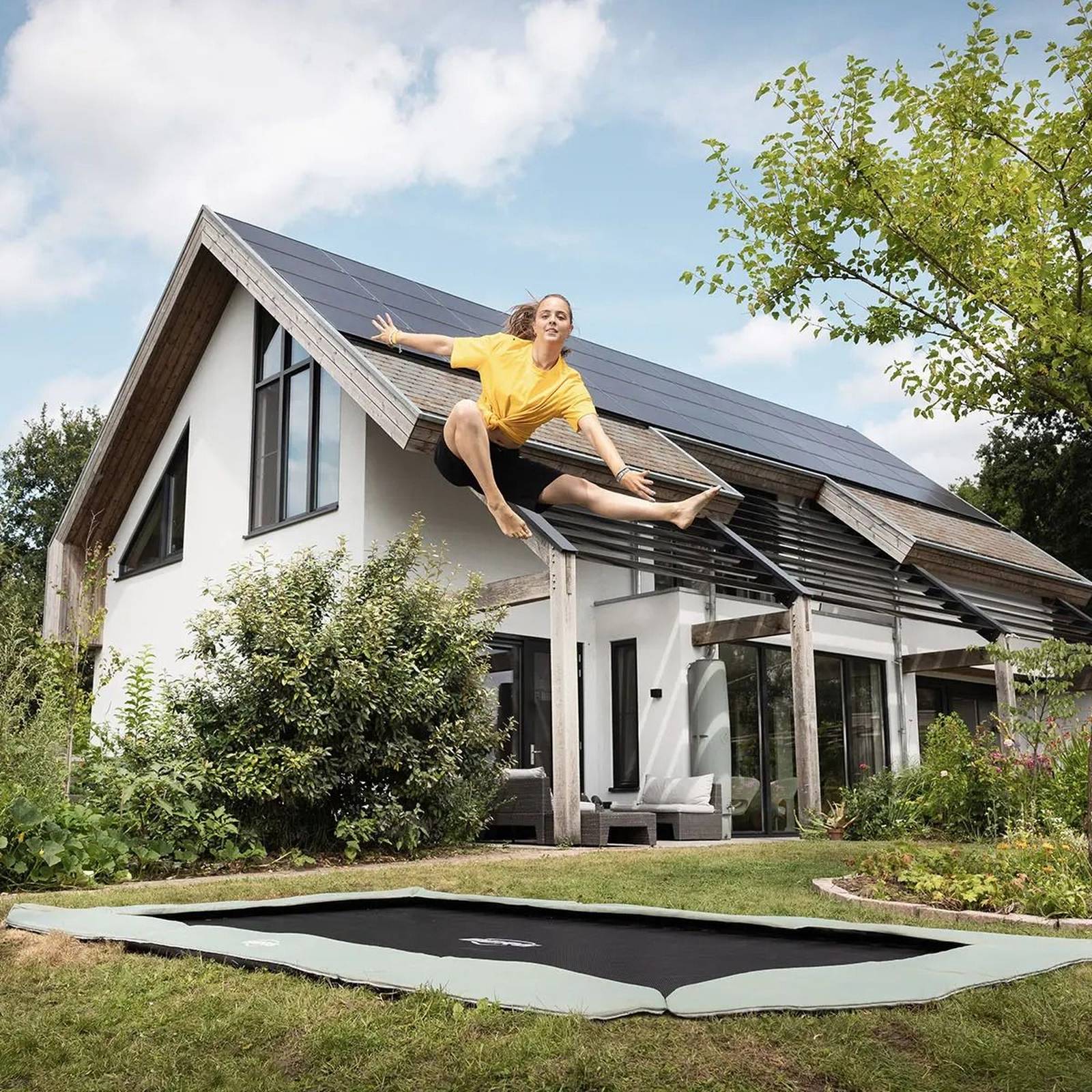 BERG SPORTS Ultim Champion ECO FlatGround 410 Trampoline - Image 2