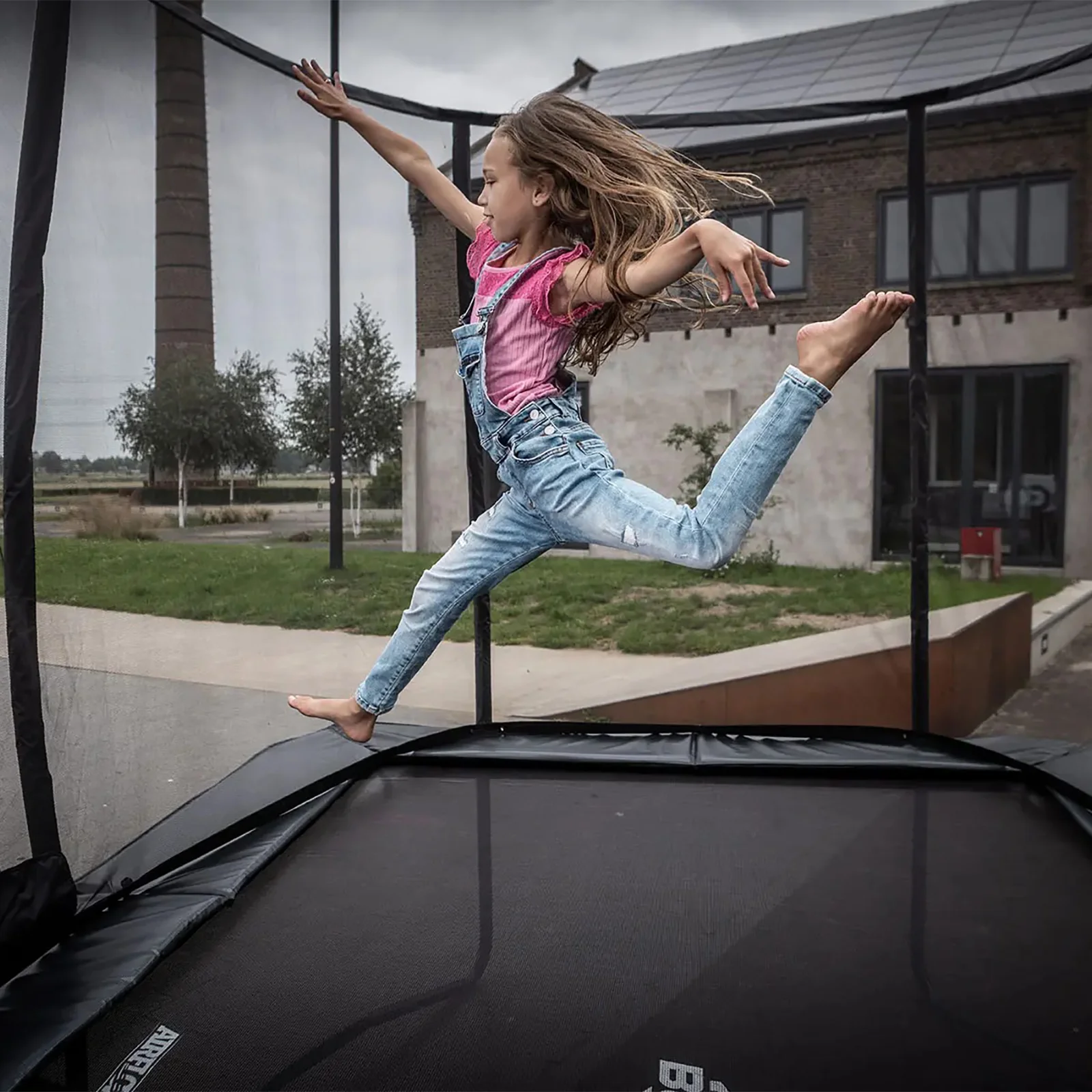 BERG Ultim Elite Regular 500 Trampoline Grey + Safety Net DLX XL - Image 3