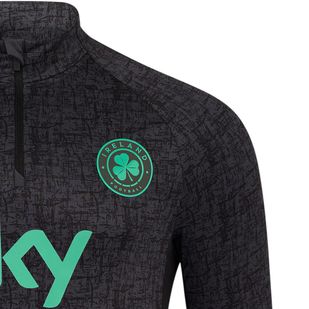 Castore FAI Ireland Football 2025/26 Womens Half-Zip Top - Image 4
