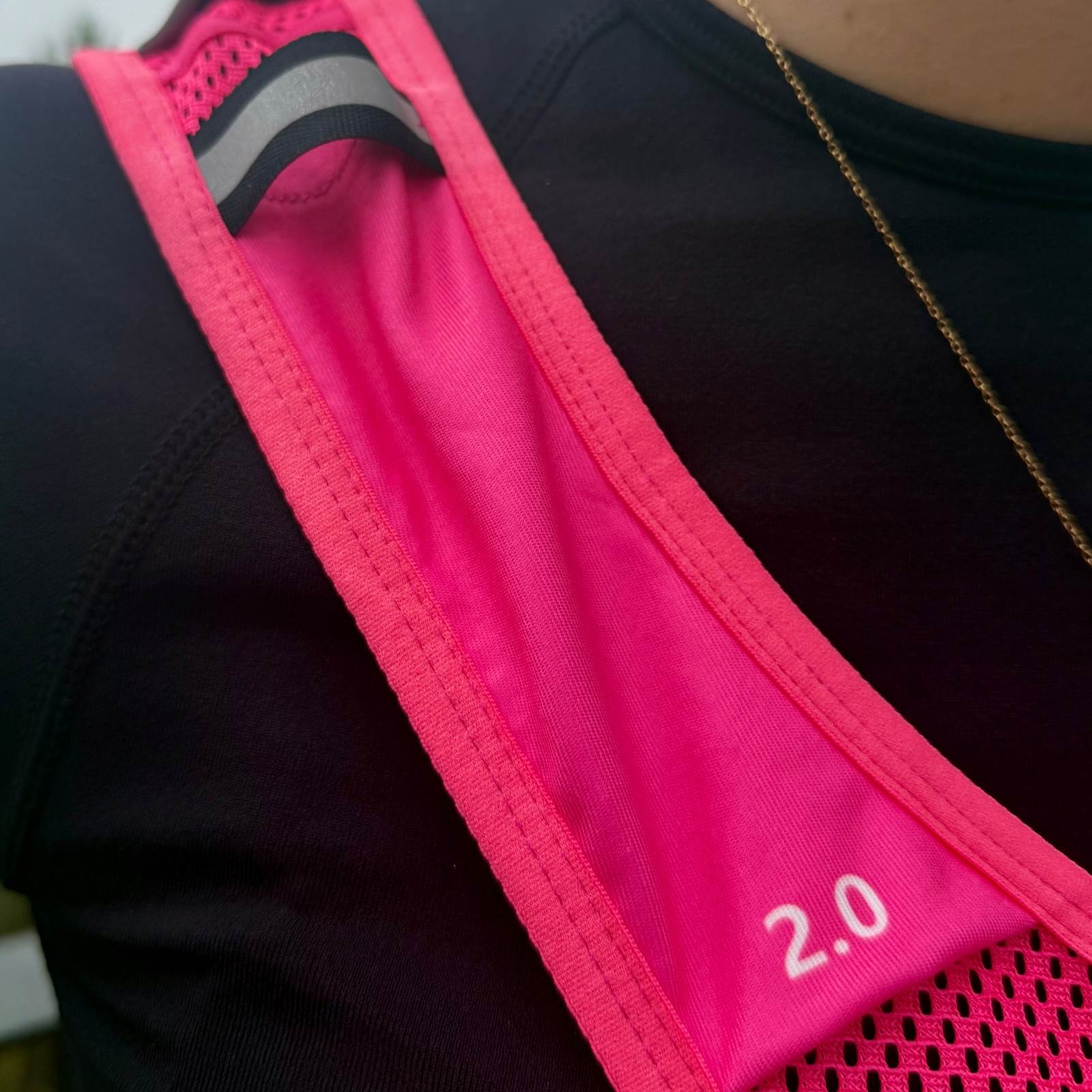 EOS Elite UltraLight 2.0 Reflective Running Vest - Image 6