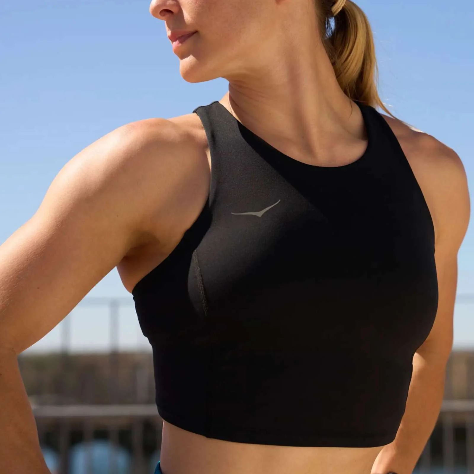Hoka Elaro Crop Womens Low-Impact Sports Bra - Image 4