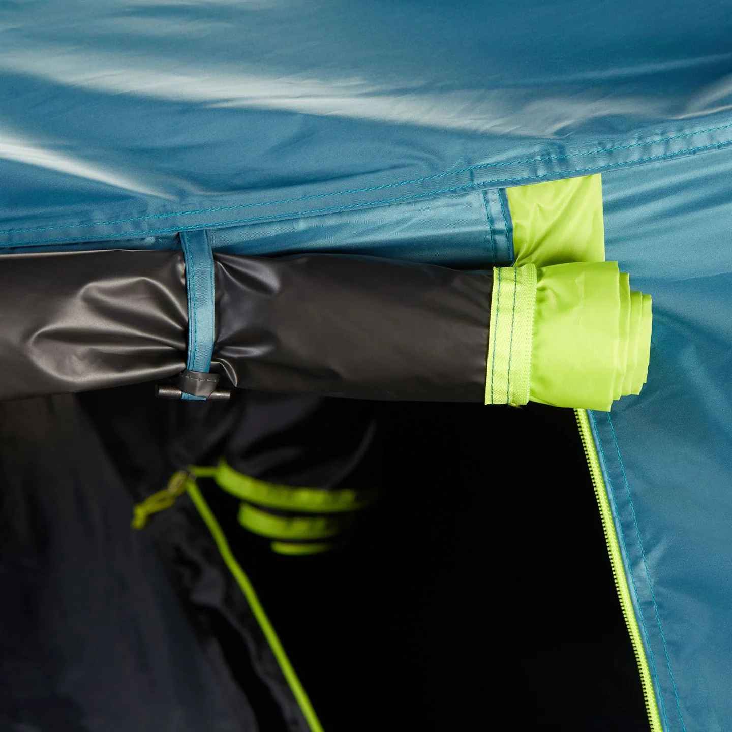 McKINLEY Vega 4 Person 40.4 Sleepwell Tent - Image 9