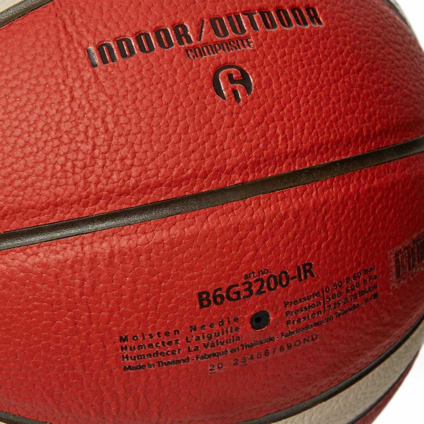 Molten Basketball Ireland Indoor/Outdoor Basketball - Size 6 - Image 5