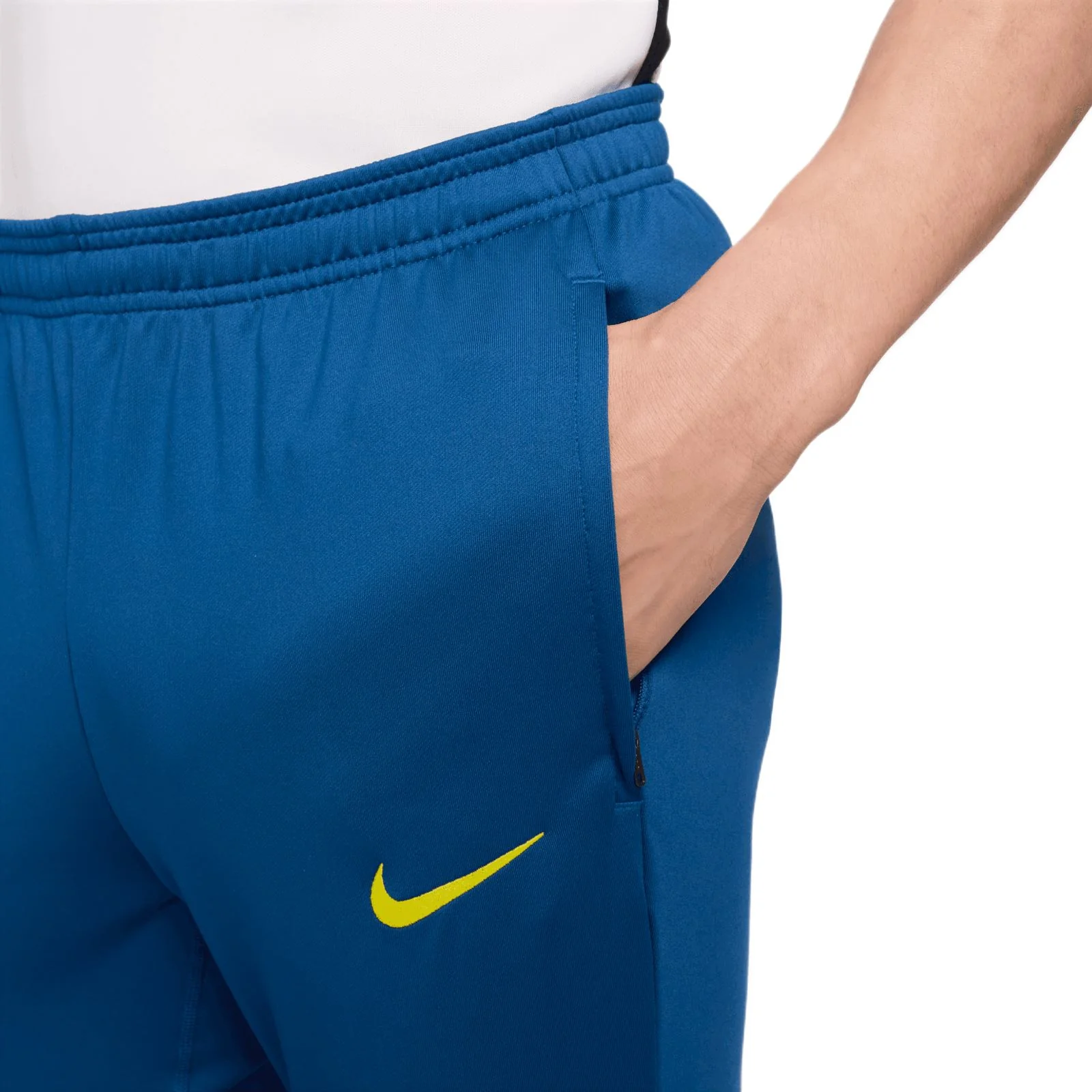 Nike FC Barcelona Strike SE Mens Dri-FIT Soccer Pants - Image 3