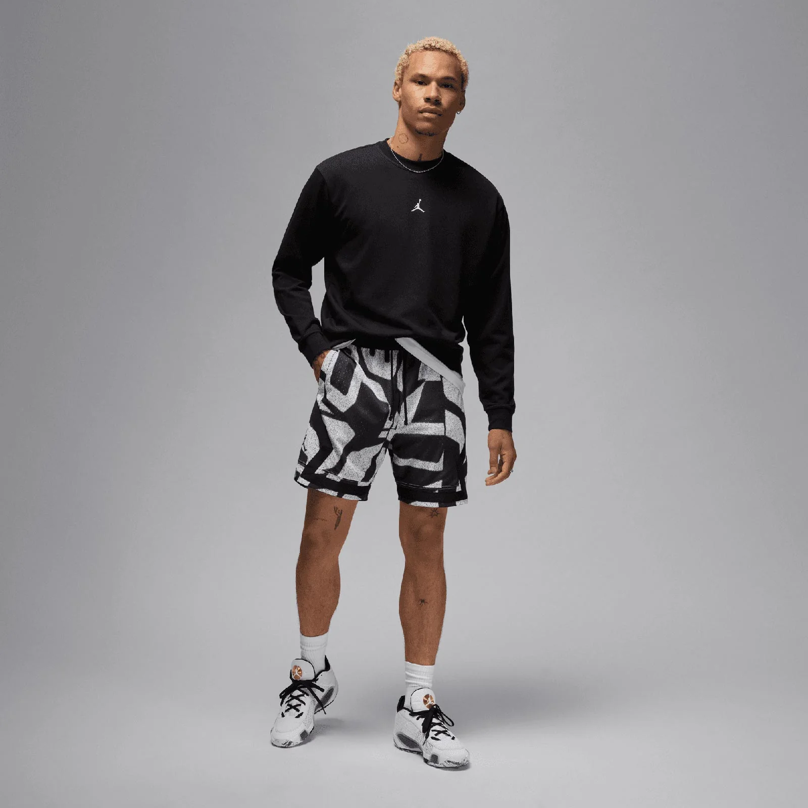 Nike Jordan Sport Crossover Mens Dri-FIT Crew-Neck Sweatshirt - Image 4