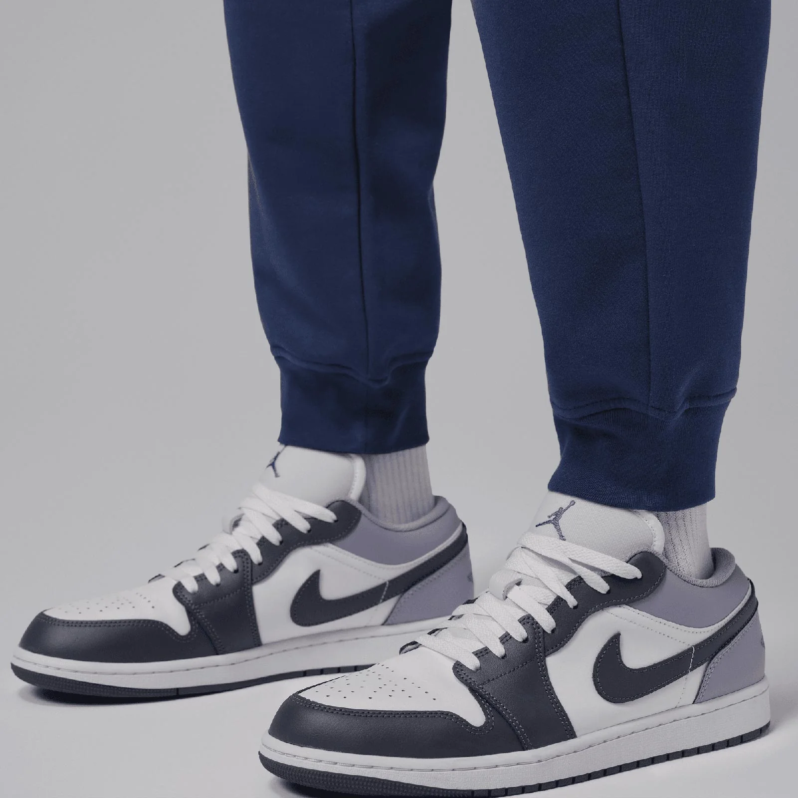 Nike Jordan Mens Fleece Pants - Image 4