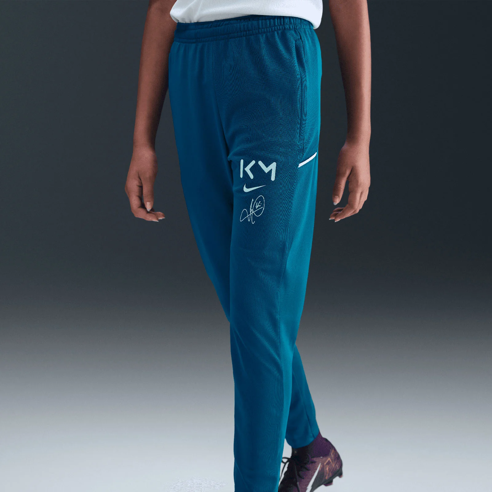 Nike Kylian Mbappé Academy Kids Dri-FIT Soccer Tracksuit - Image 6
