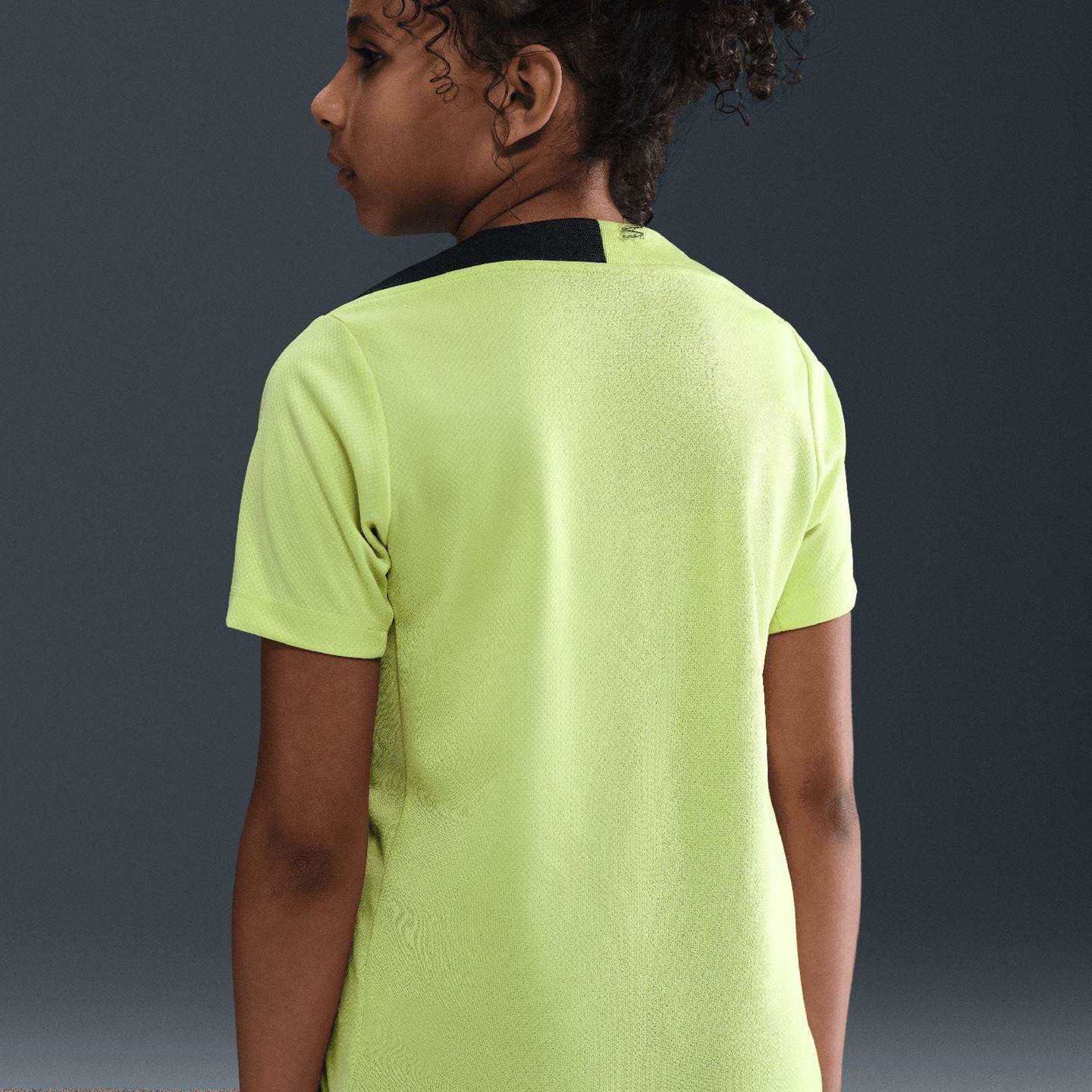 Nike Dri-Fit Strike Kids Short-Sleeve Soccer Top - Image 4