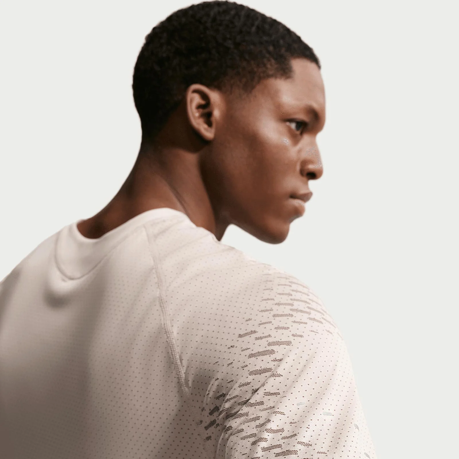 Nike Stride Mens Dri-FIT ADV Short-Sleeve Running Top - Image 4