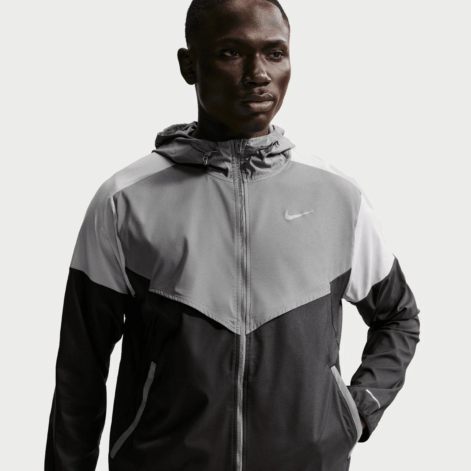 Nike Impossibly Light Windrunner Mens Running Jacket