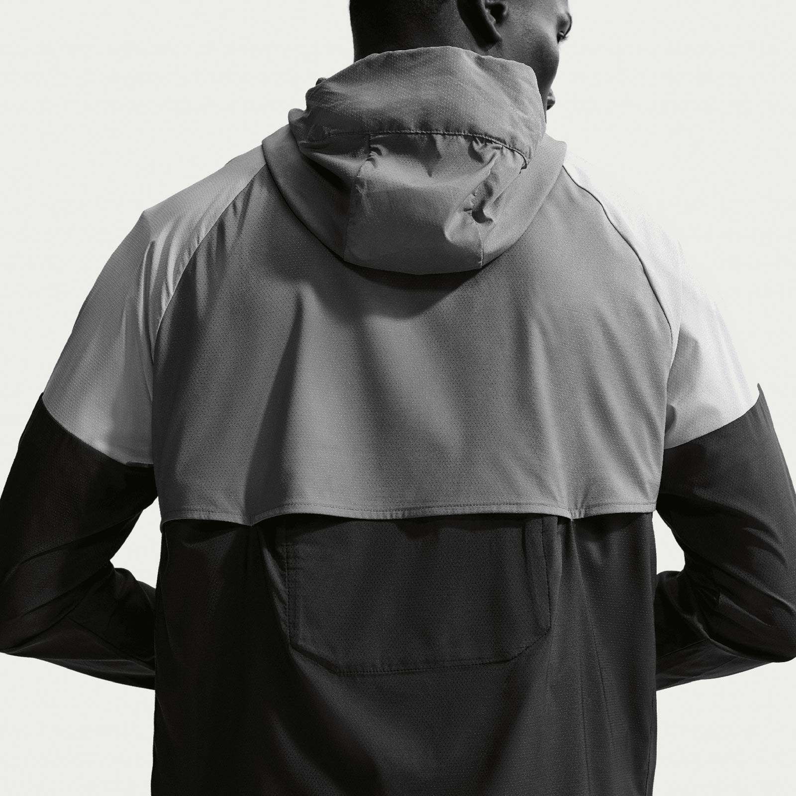 Nike Impossibly Light Windrunner Mens Running Jacket - Image 2
