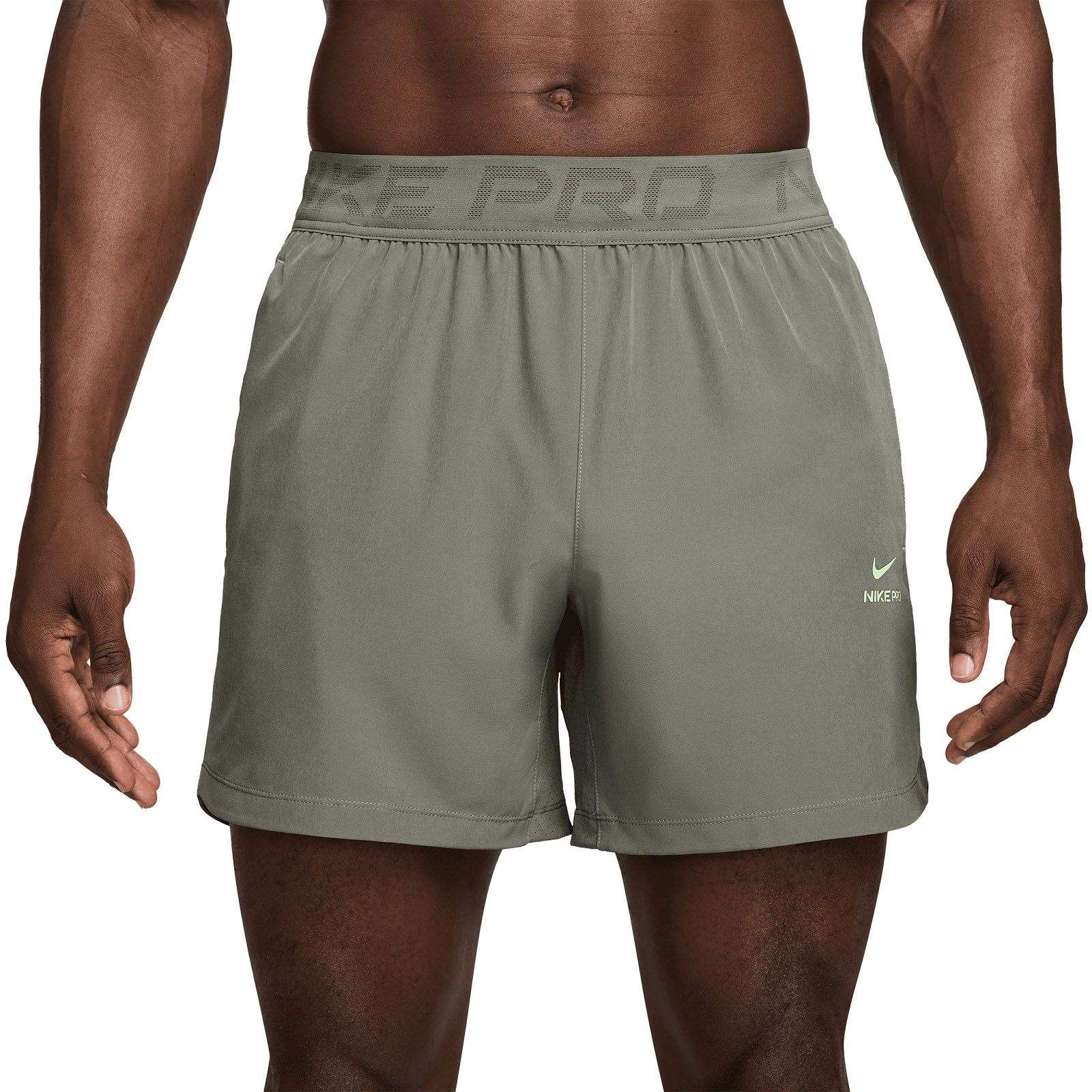 Nike Pro Training Mens Dri-FIT 6" Shorts