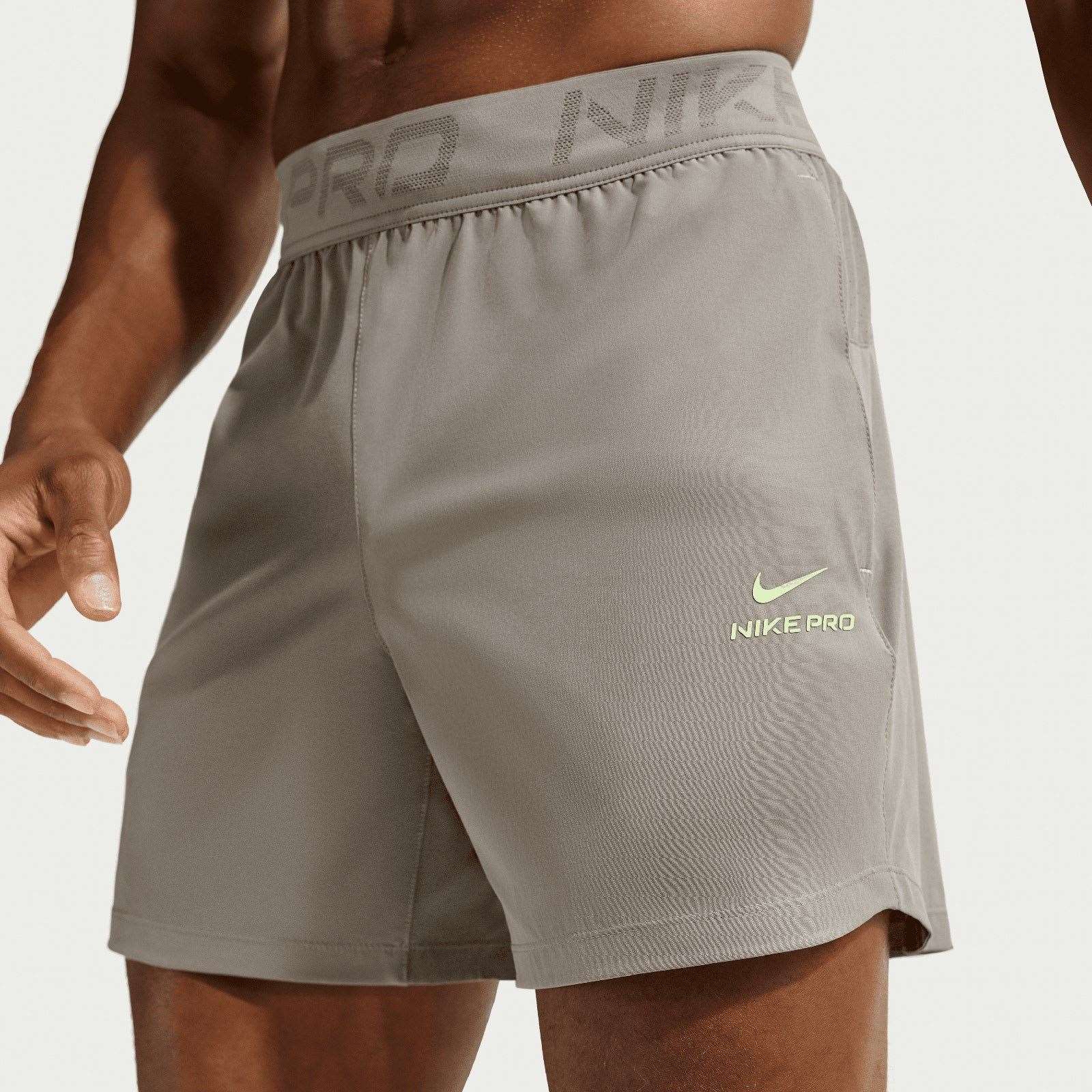 Nike Pro Training Mens Dri-FIT 6" Shorts - Image 3