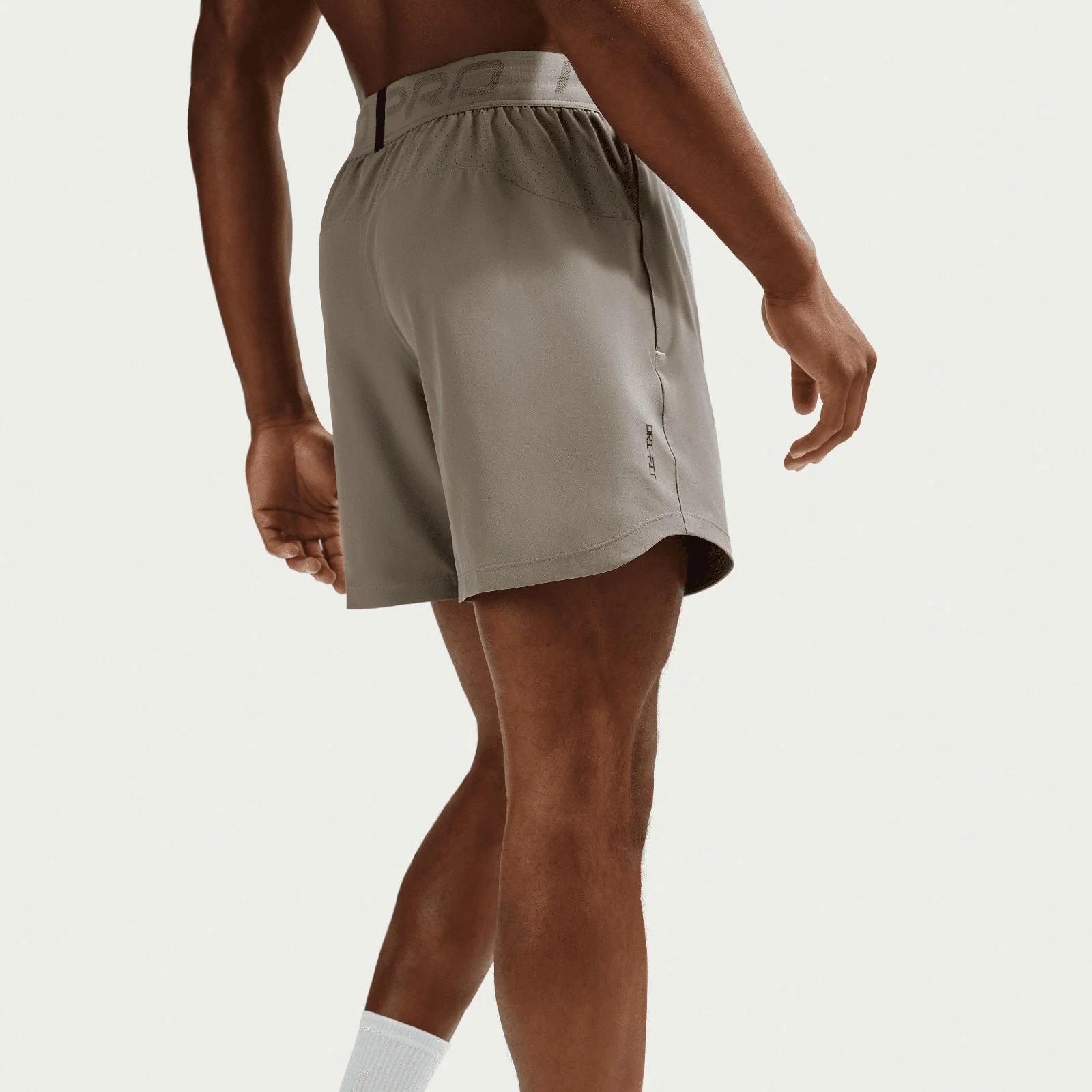Nike Pro Training Mens Dri-FIT 6" Shorts - Image 4