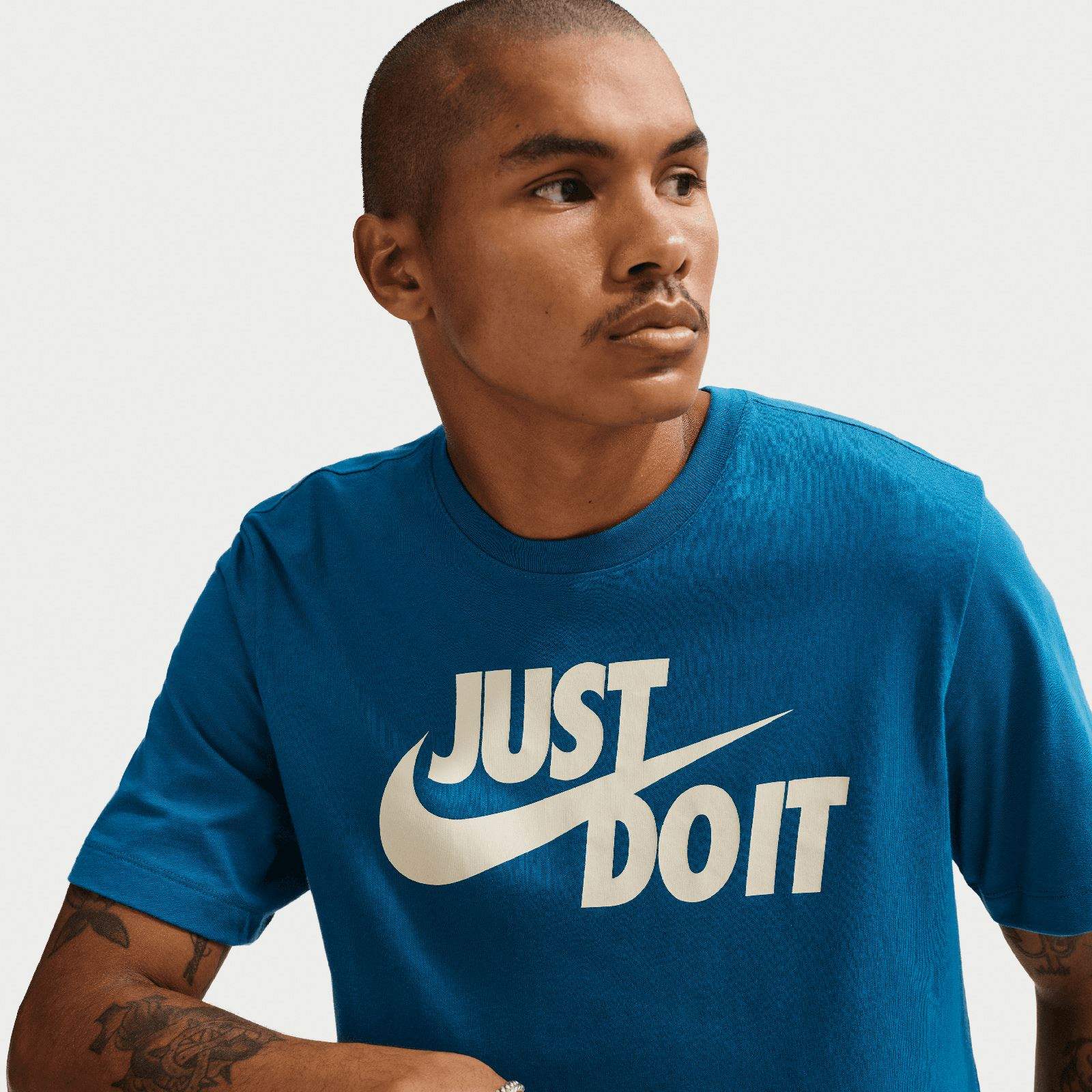 Nike Sportswear JDI Mens T-Shirt - Image 5