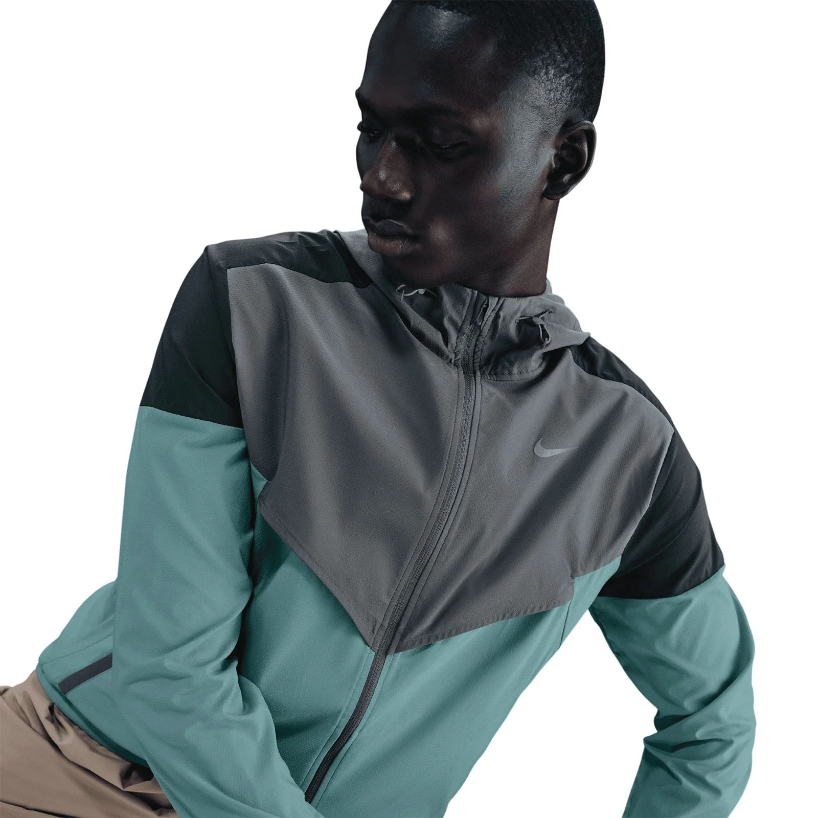 Nike Impossibly Light Windrunner Mens Running Jacket - Image 3
