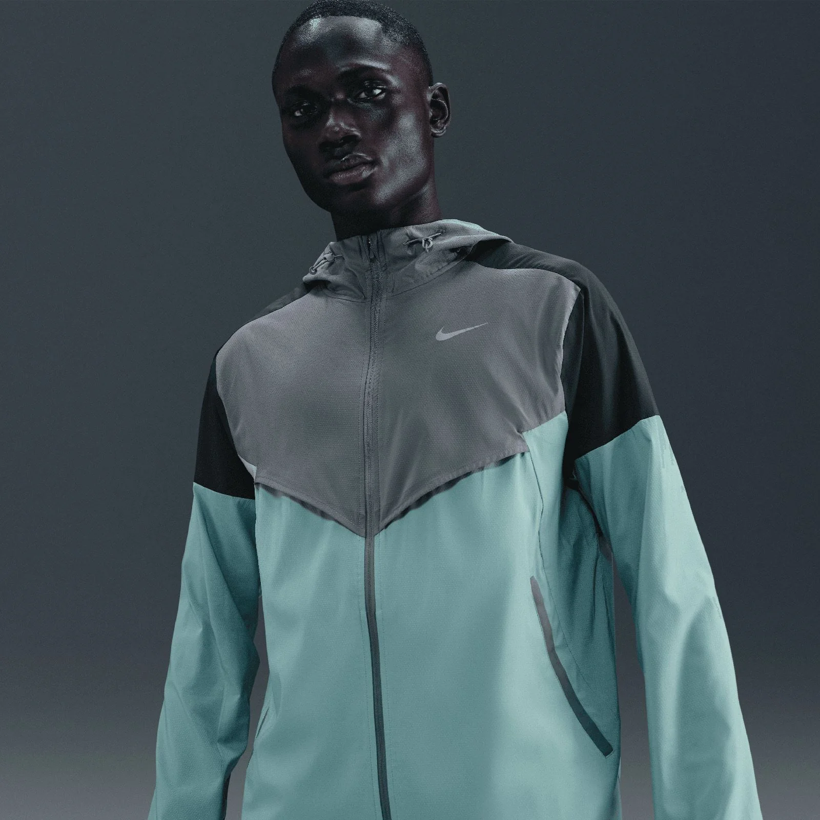 Nike Impossibly Light Windrunner Mens Running Jacket - Image 6