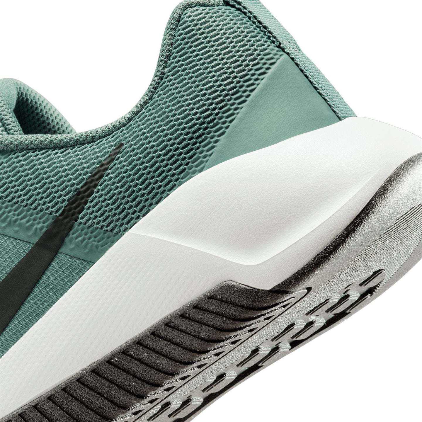Nike Mc Trainer 3 Mens Workout Shoes - Image 6