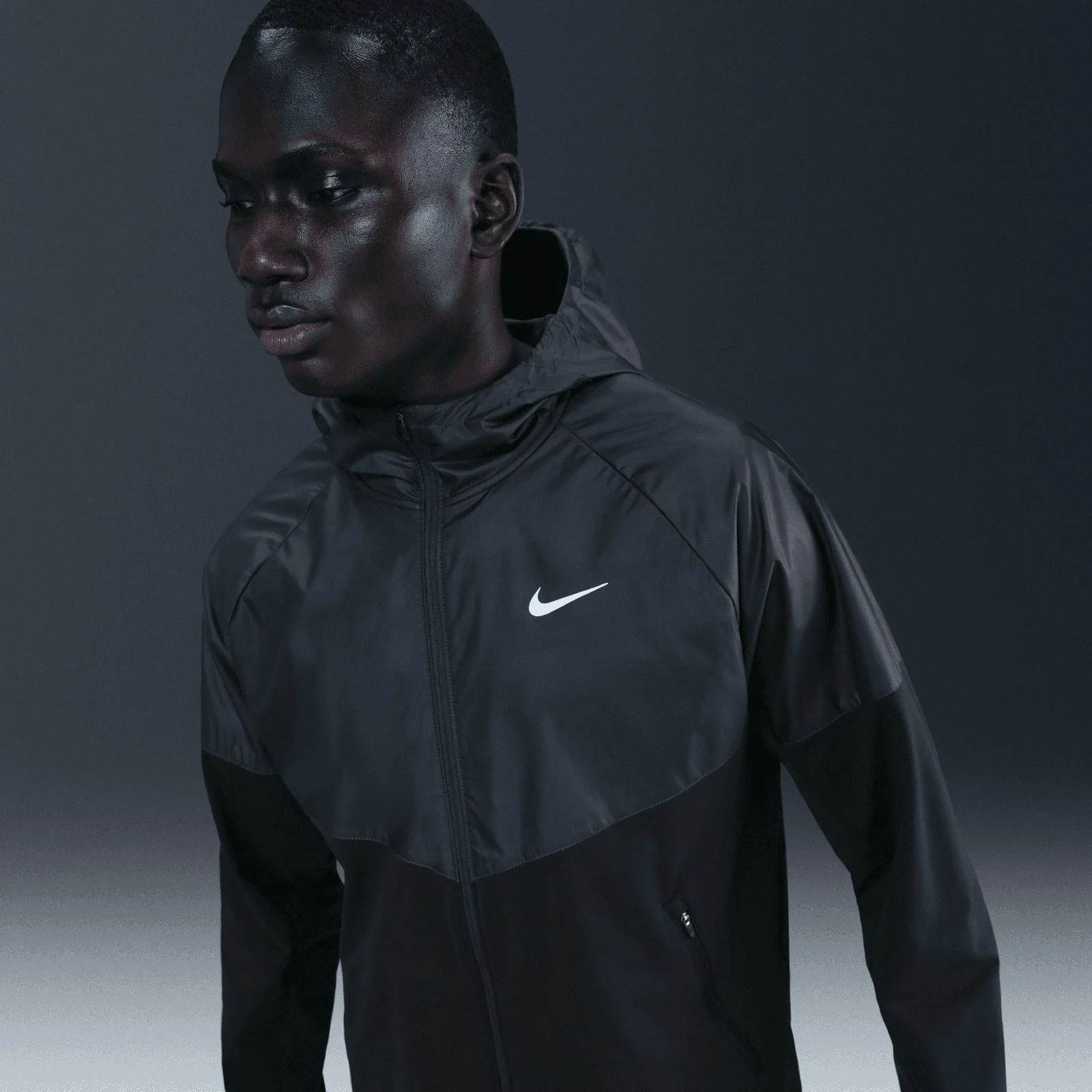 Nike Miler Mens Repel Winterised Running Jacket - Image 5