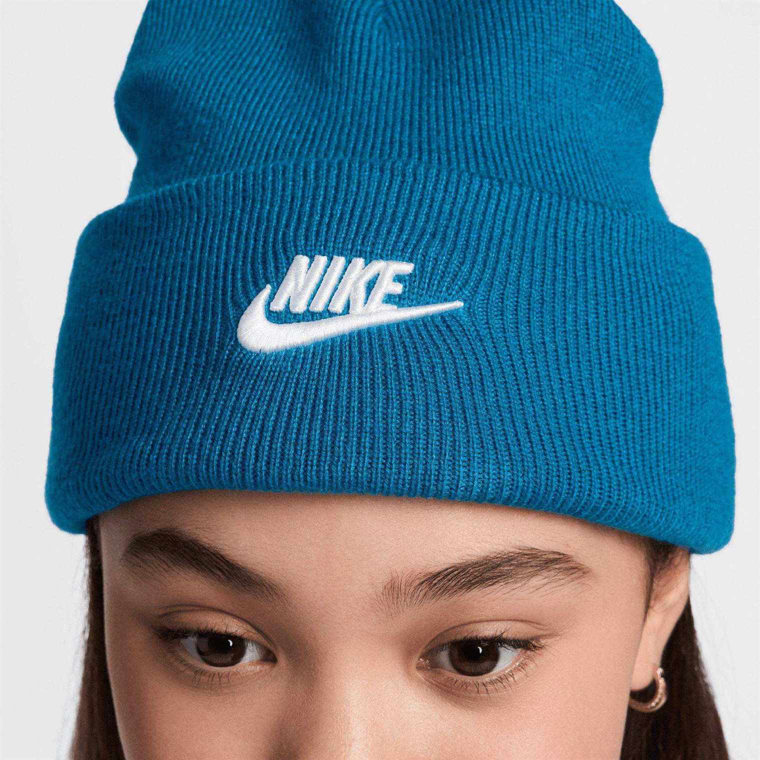 Nike Peak Kids Beanie - Image 5