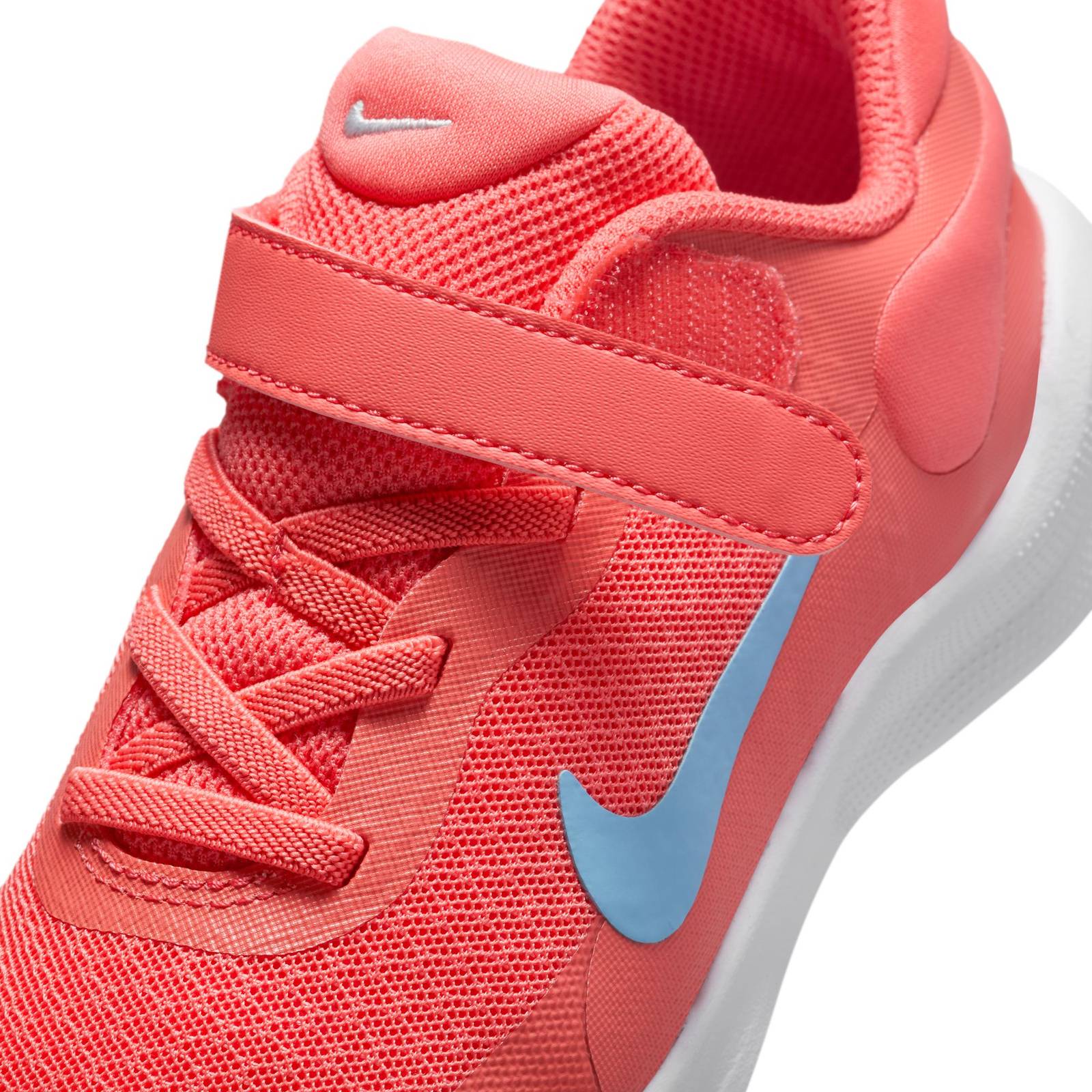 Nike Revolution 7 Junior Girls Shoes - Image 6