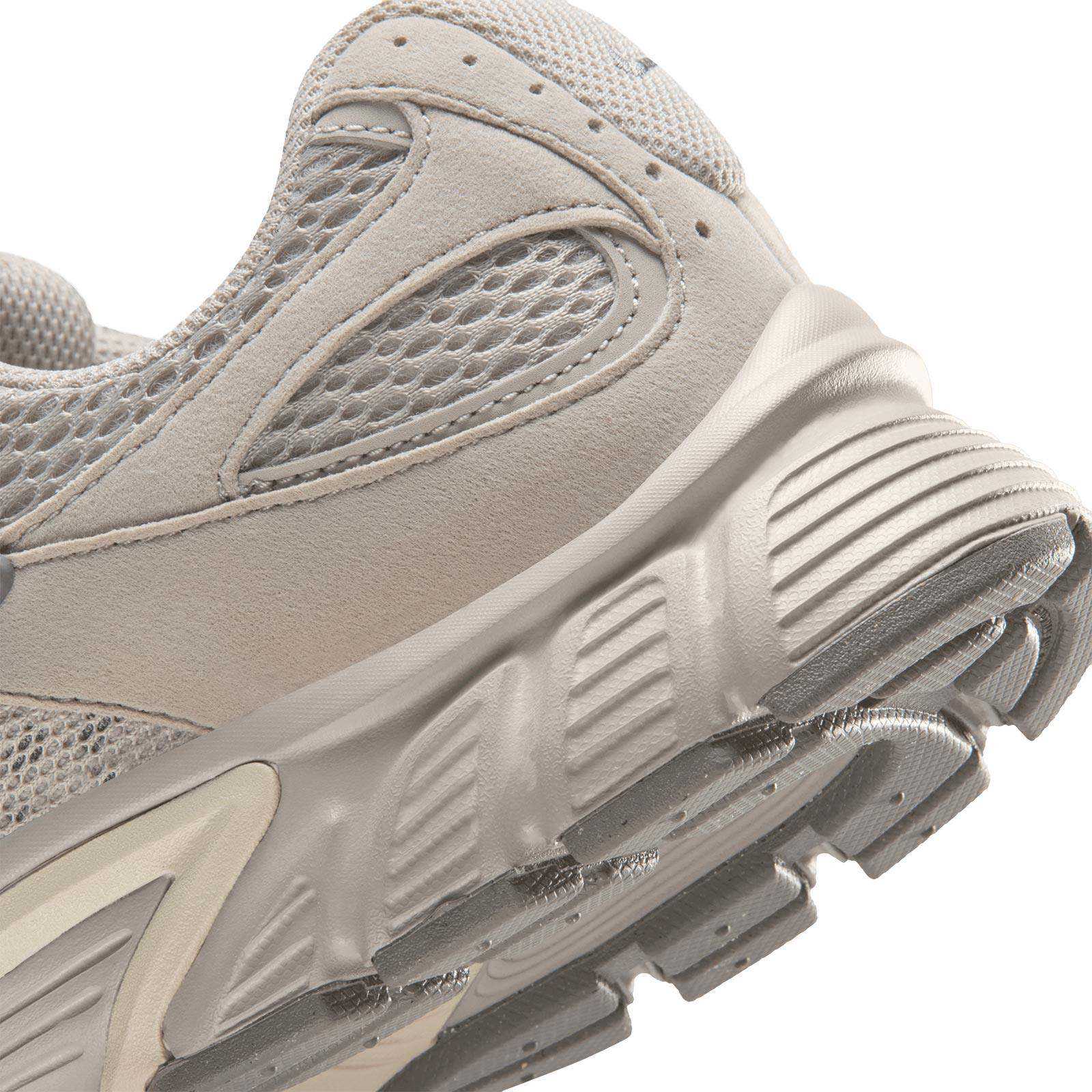 Nike V5 RNR Womens Shoes - Image 6