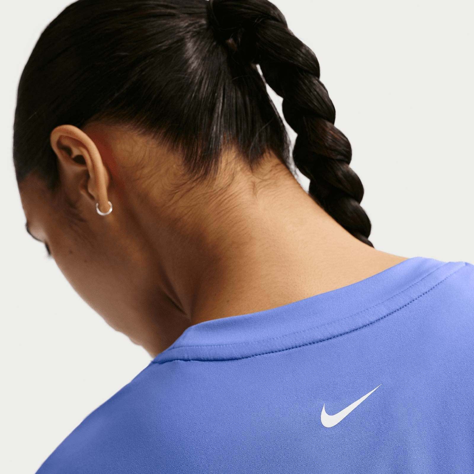 Nike Pro Womens Dri-FIT Loose Short-Sleeve Top - Image 4