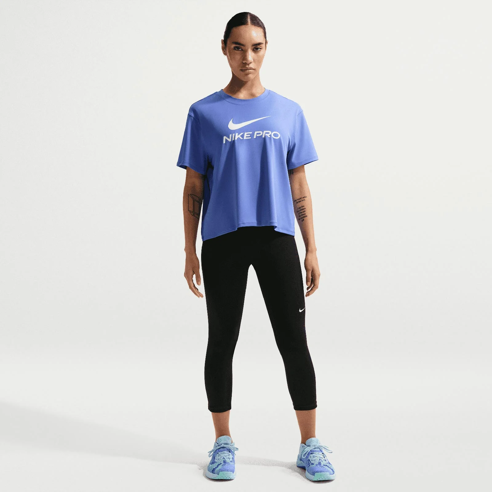 Nike Pro Womens Dri-FIT Loose Short-Sleeve Top - Image 6