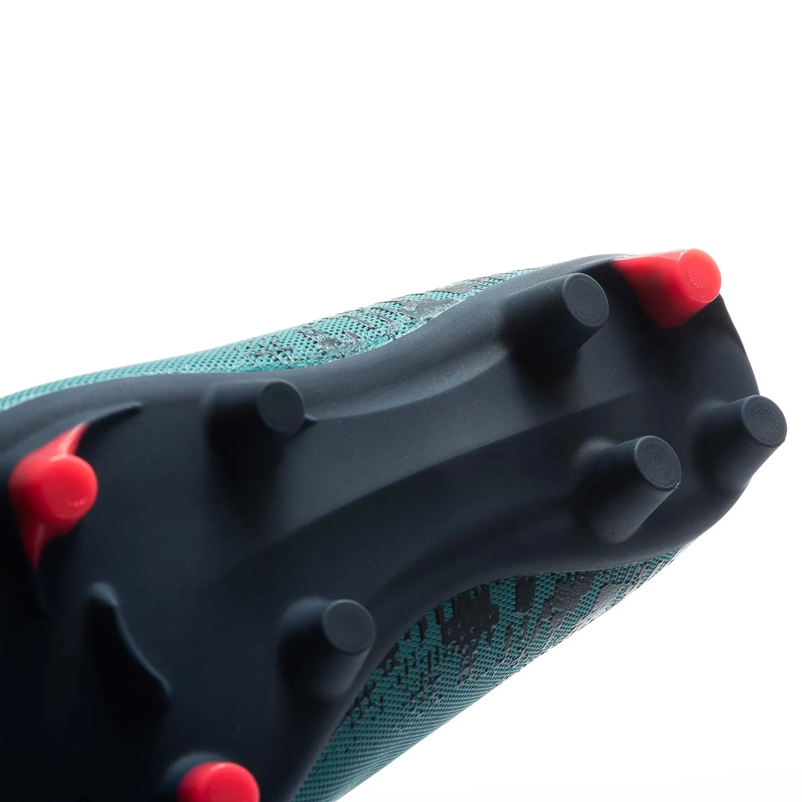 Umbro Formation II Velcro Kids Firm Ground Football Boots - Image 6