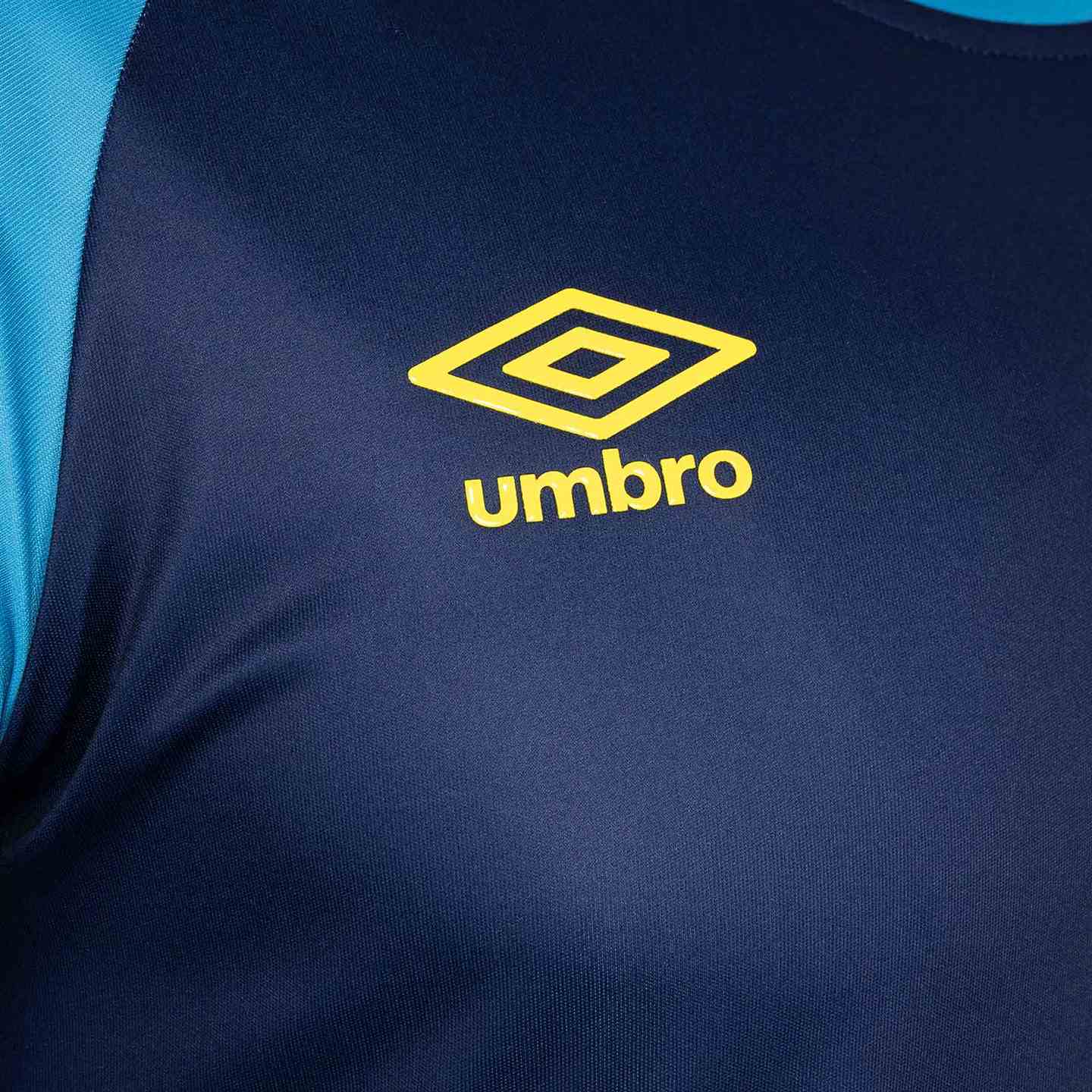 Umbro St Patricks Athletic Football Club 2025 Kids Training Jersey - Image 4