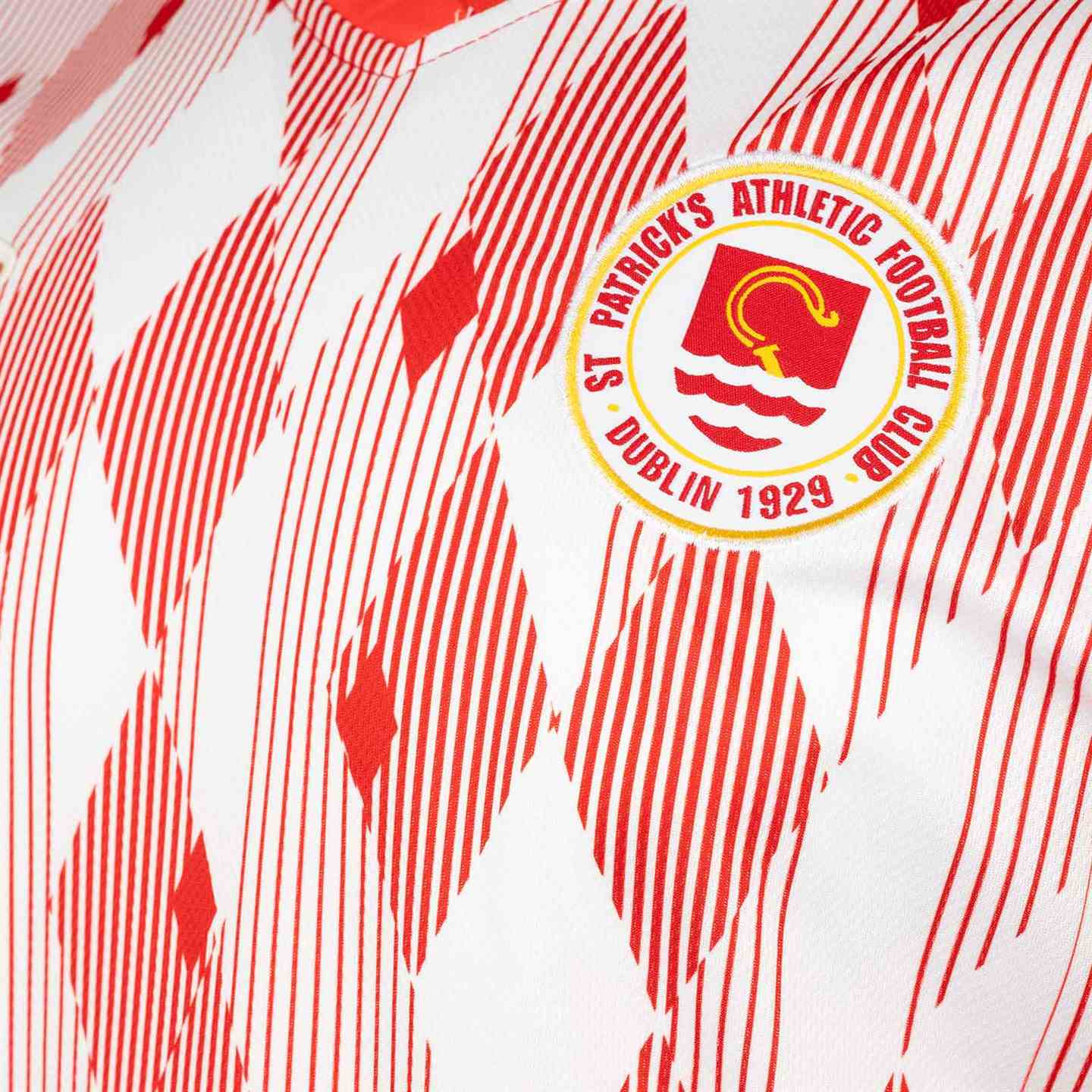 Umbro St Patricks Athletic Football Club 2025 Warm Up Jersey - Image 5